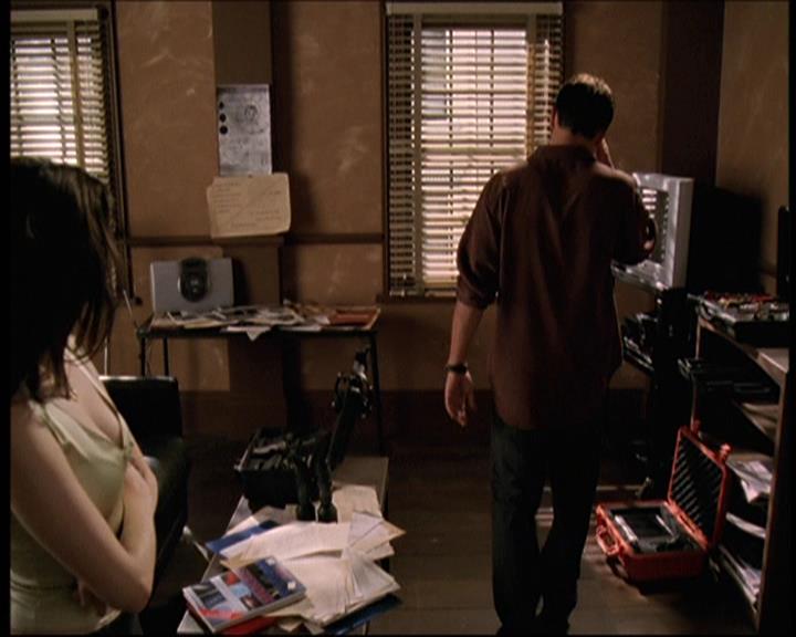 Charmed-Online-dot-net_706OnceUponABlueMoon1312.jpg