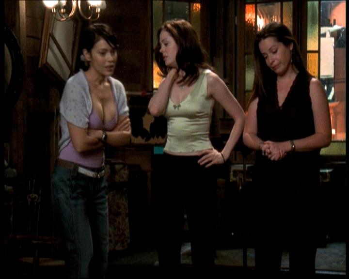 Charmed-Online-dot-net_706OnceUponABlueMoon1544.jpg