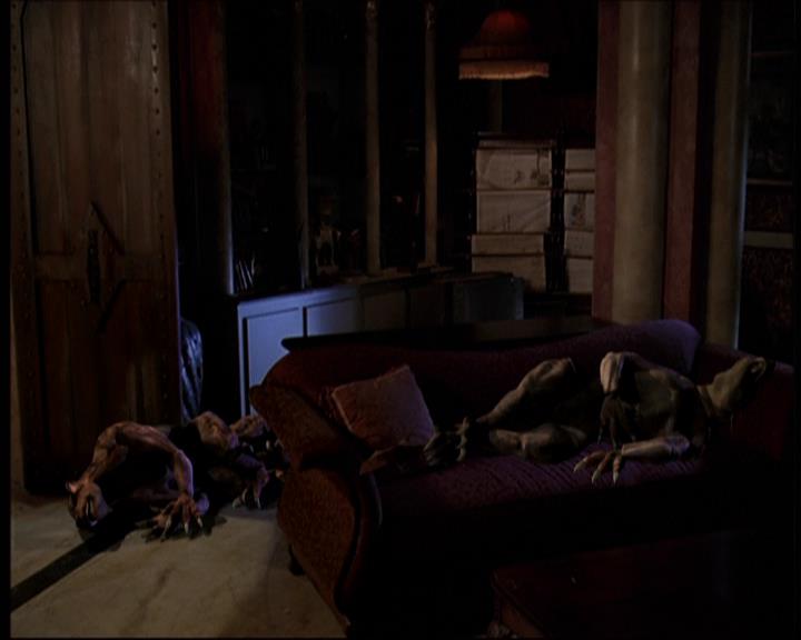 Charmed-Online-dot-net_706OnceUponABlueMoon1716.jpg