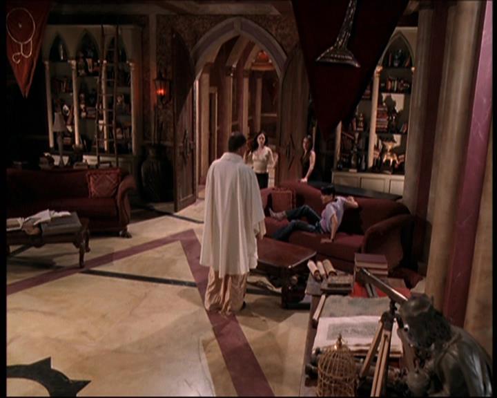 Charmed-Online-dot-net_706OnceUponABlueMoon1732.jpg