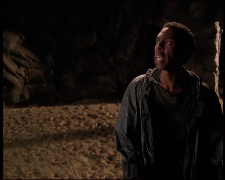 Charmed-Online-dot-net_706OnceUponABlueMoon1825.jpg