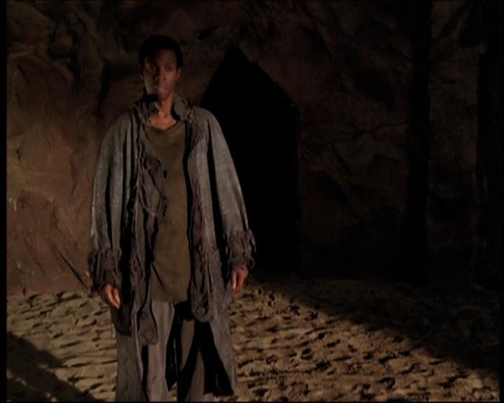 Charmed-Online-dot-net_706OnceUponABlueMoon1829.jpg