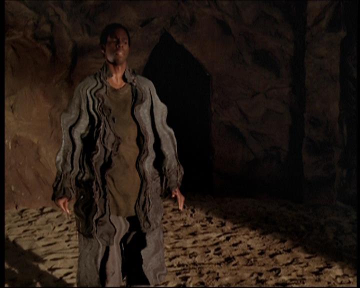 Charmed-Online-dot-net_706OnceUponABlueMoon1836.jpg