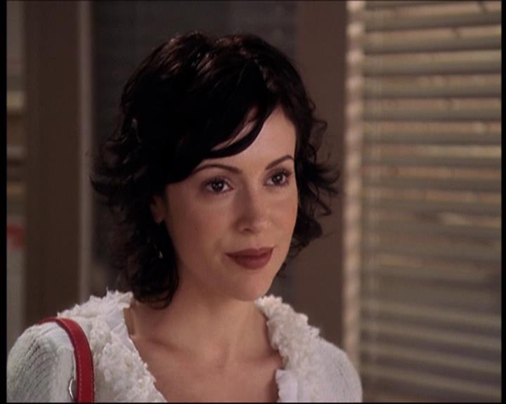 Charmed-Online-dot-net_706OnceUponABlueMoon2035.jpg