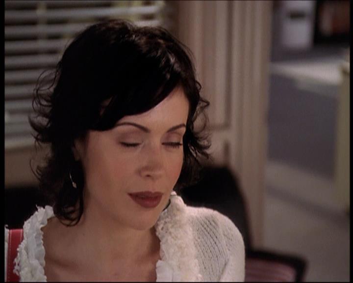 Charmed-Online-dot-net_706OnceUponABlueMoon2042.jpg