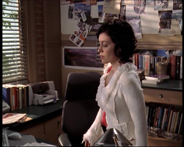 Charmed-Online-dot-net_706OnceUponABlueMoon2122.jpg