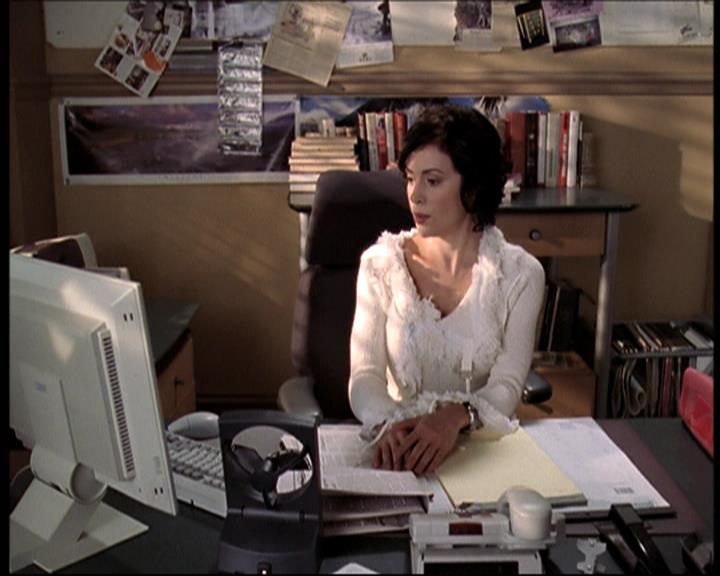 Charmed-Online-dot-net_706OnceUponABlueMoon2133.jpg