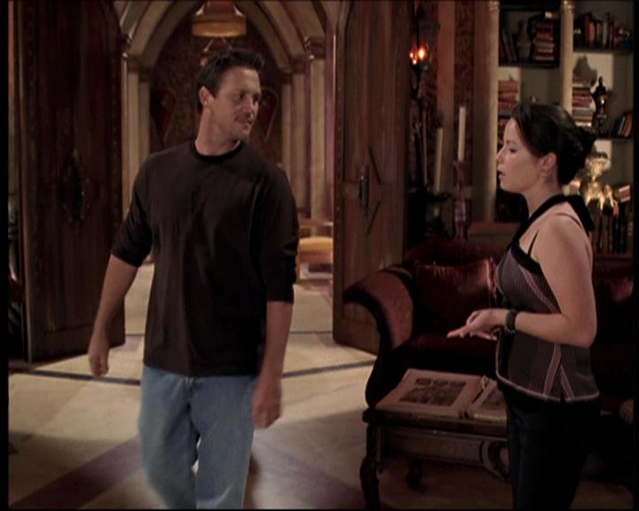 Charmed-Online-dot-net_706OnceUponABlueMoon2145.jpg