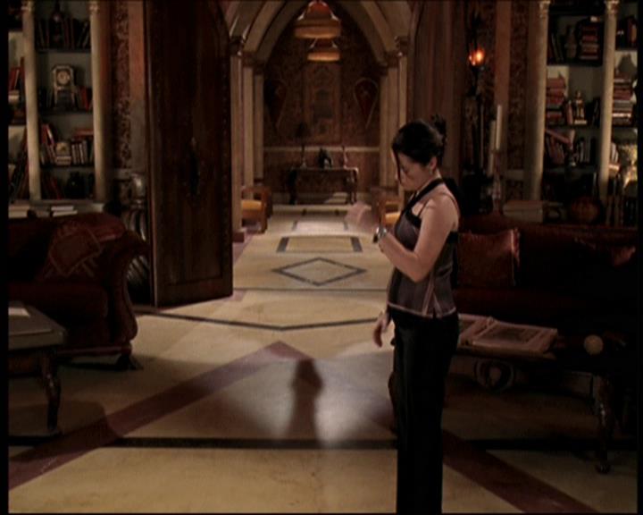 Charmed-Online-dot-net_706OnceUponABlueMoon2214.jpg