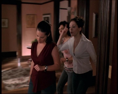 Charmed-Online-dot-net_706OnceUponABlueMoon0515.jpg