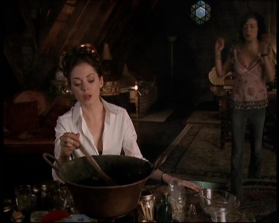 Charmed-Online-dot-net_706OnceUponABlueMoon0898.jpg