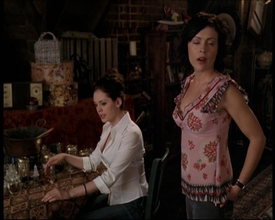 Charmed-Online-dot-net_706OnceUponABlueMoon0915.jpg