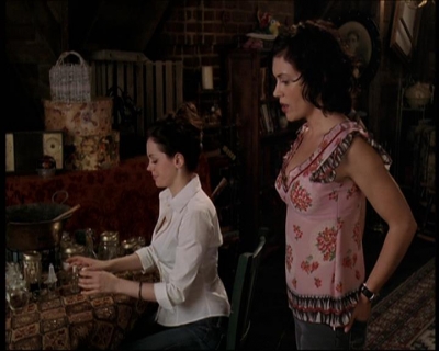 Charmed-Online-dot-net_706OnceUponABlueMoon0929.jpg