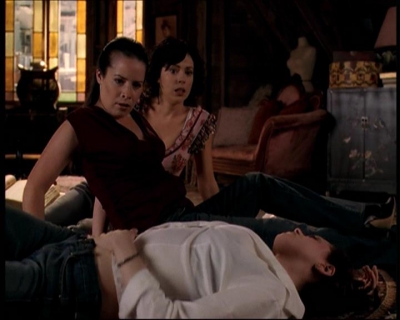 Charmed-Online-dot-net_706OnceUponABlueMoon1021.jpg