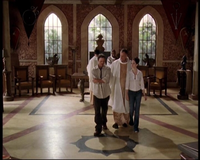 Charmed-Online-dot-net_706OnceUponABlueMoon1140.jpg