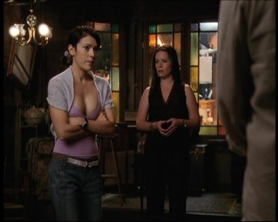 Charmed-Online-dot-net_706OnceUponABlueMoon1567.jpg