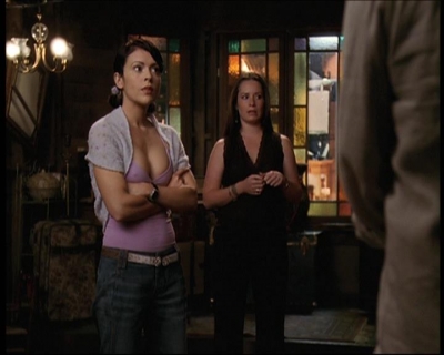 Charmed-Online-dot-net_706OnceUponABlueMoon1574.jpg