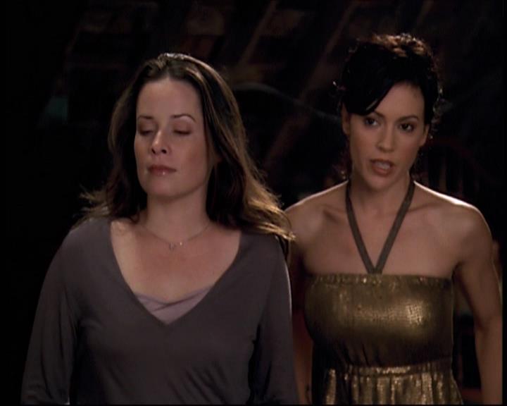 Charmed-Online-dot-net_707SomeoneToWitchOverMe0723.jpg