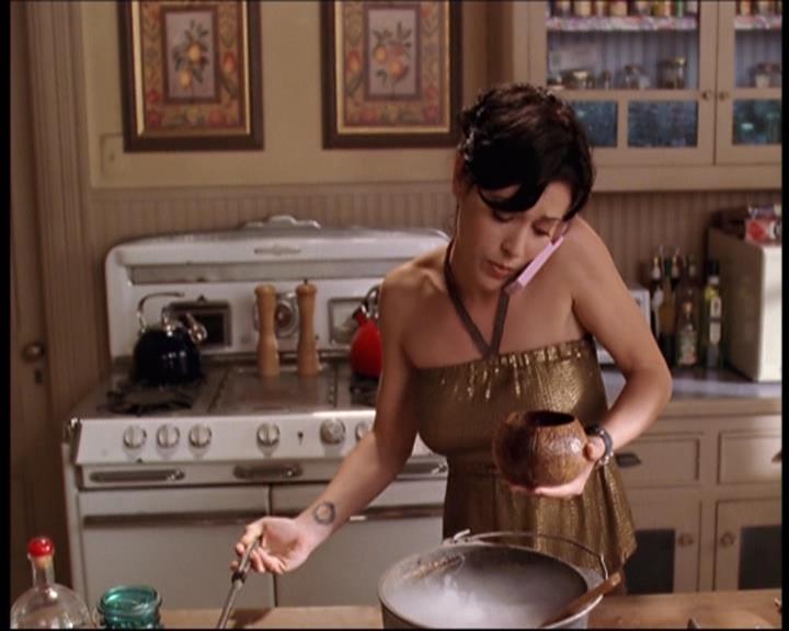 Charmed-Online-dot-net_707SomeoneToWitchOverMe0889.jpg