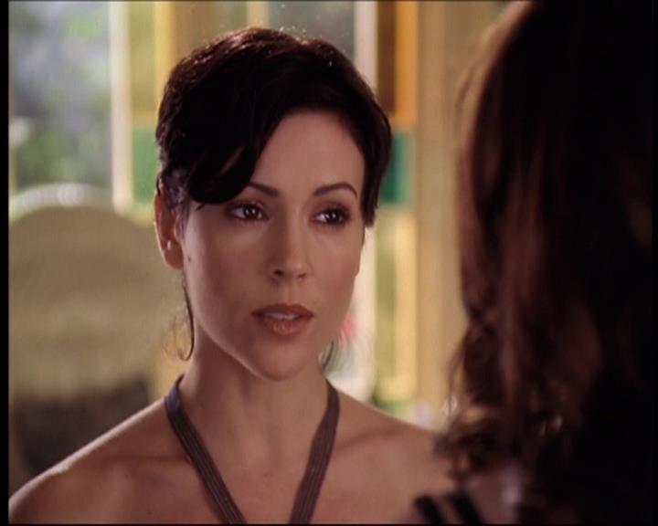 Charmed-Online-dot-net_707SomeoneToWitchOverMe0949.jpg