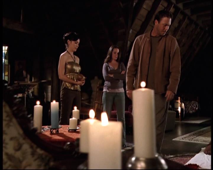 Charmed-Online-dot-net_707SomeoneToWitchOverMe1039.jpg