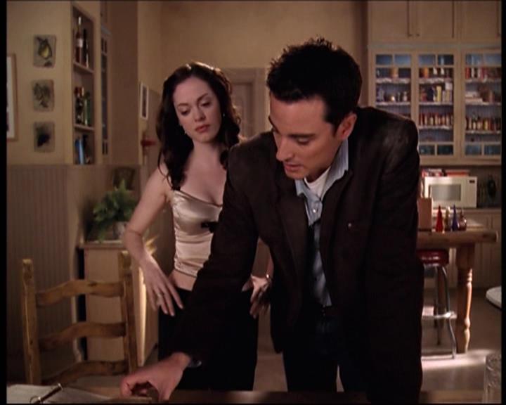 Charmed-Online-dot-net_707SomeoneToWitchOverMe1153.jpg