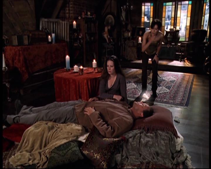 Charmed-Online-dot-net_707SomeoneToWitchOverMe1268.jpg