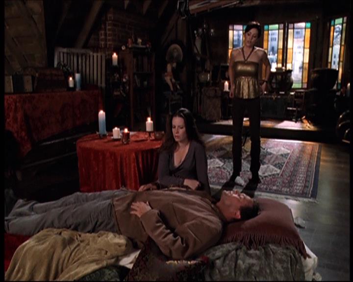 Charmed-Online-dot-net_707SomeoneToWitchOverMe1269.jpg