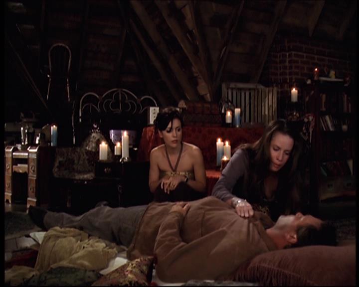 Charmed-Online-dot-net_707SomeoneToWitchOverMe1454.jpg