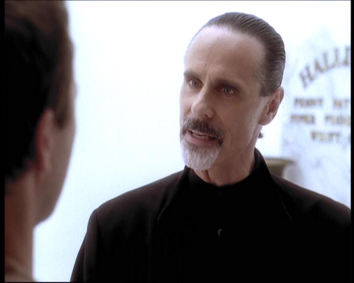 Charmed-Online-dot-net_707SomeoneToWitchOverMe1570.jpg