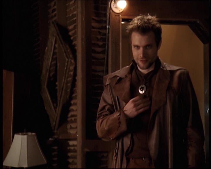 Charmed-Online-dot-net_707SomeoneToWitchOverMe1617.jpg
