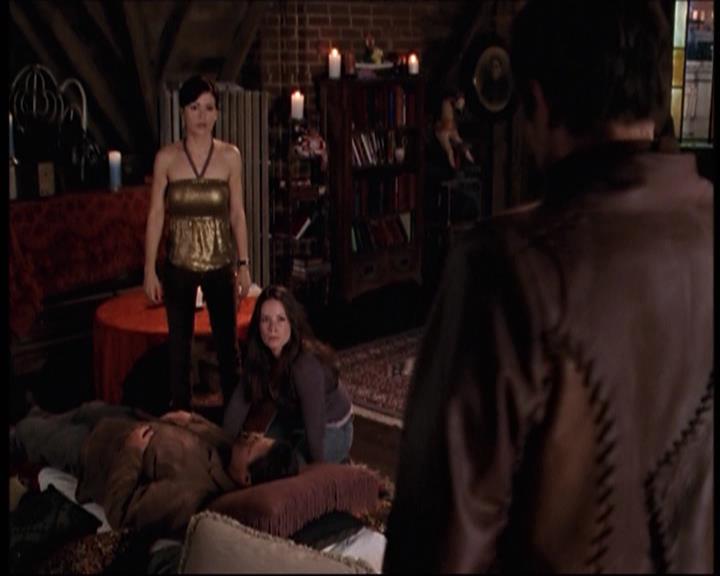 Charmed-Online-dot-net_707SomeoneToWitchOverMe1635.jpg