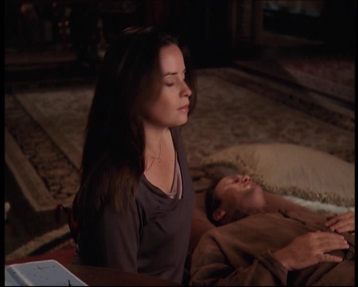 Charmed-Online-dot-net_707SomeoneToWitchOverMe1755.jpg