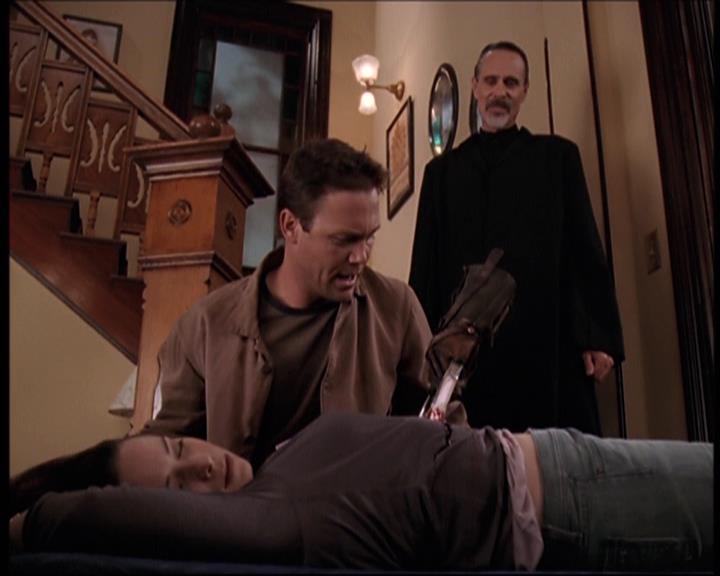 Charmed-Online-dot-net_707SomeoneToWitchOverMe2039.jpg