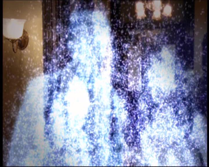 Charmed-Online-dot-net_707SomeoneToWitchOverMe2074.jpg