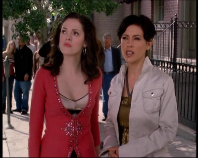 Charmed-Online-dot-net_707SomeoneToWitchOverMe0062.jpg