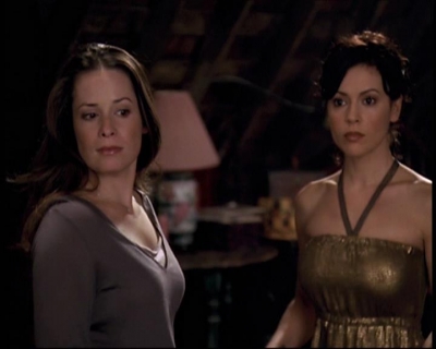 Charmed-Online-dot-net_707SomeoneToWitchOverMe0719.jpg