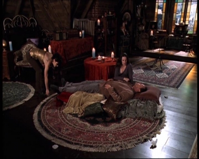 Charmed-Online-dot-net_707SomeoneToWitchOverMe1260.jpg