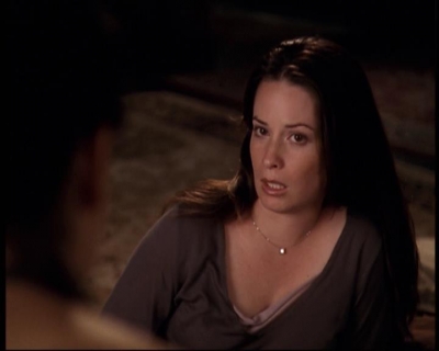 Charmed-Online-dot-net_707SomeoneToWitchOverMe1819.jpg