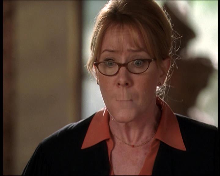 Charmed-Online-dot-net_708CharmedNoir0033.jpg
