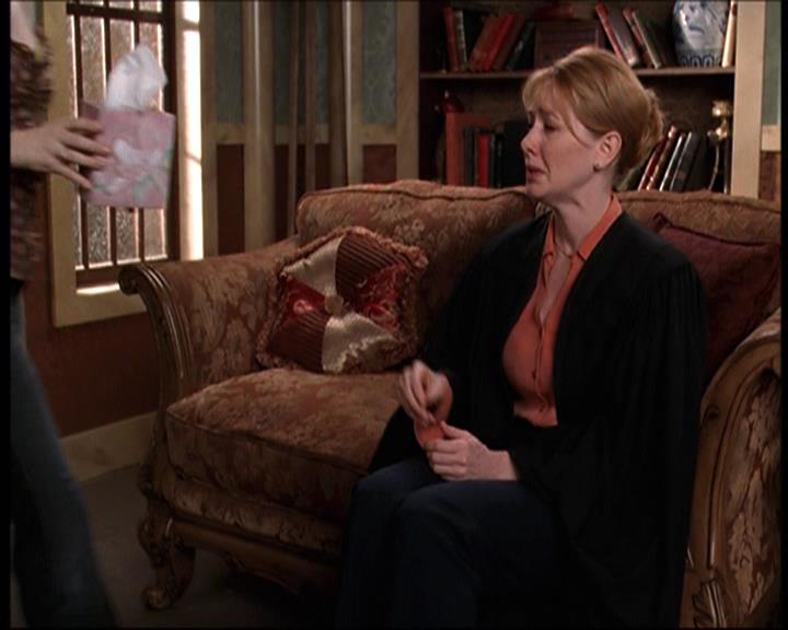 Charmed-Online-dot-net_708CharmedNoir0230.jpg