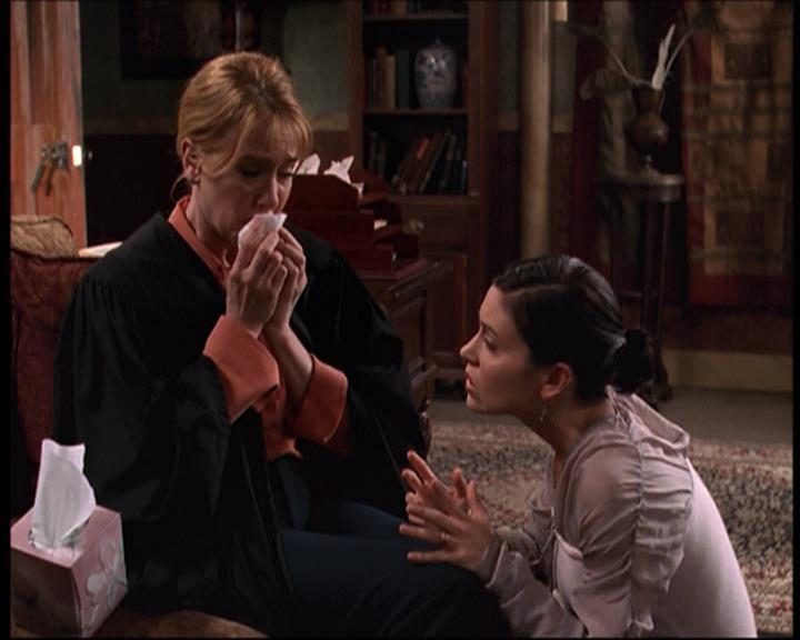 Charmed-Online-dot-net_708CharmedNoir0298.jpg