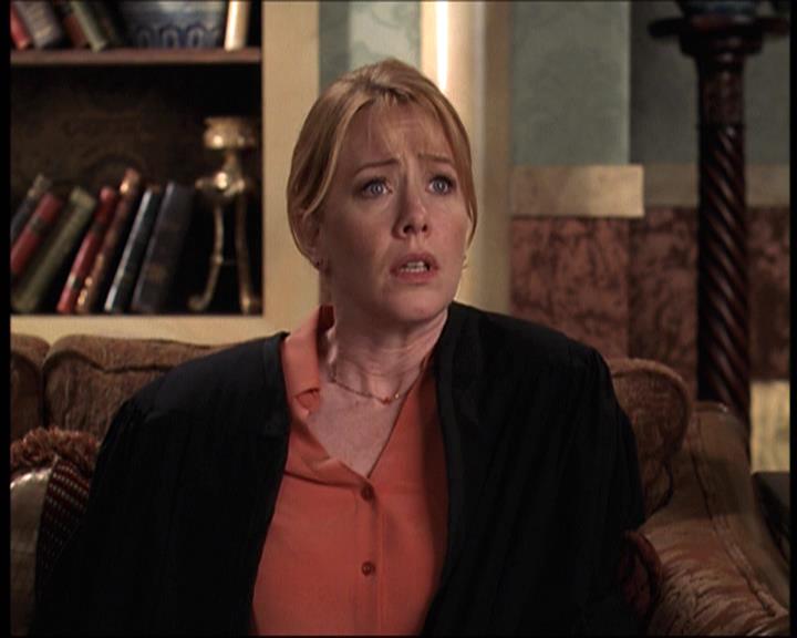 Charmed-Online-dot-net_708CharmedNoir0329.jpg