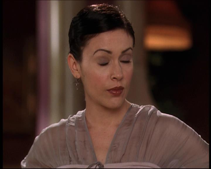 Charmed-Online-dot-net_708CharmedNoir0360.jpg