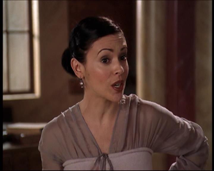 Charmed-Online-dot-net_708CharmedNoir0377.jpg