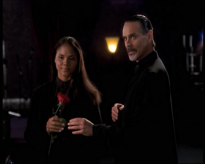 Charmed-Online-dot-net_708CharmedNoir0565.jpg
