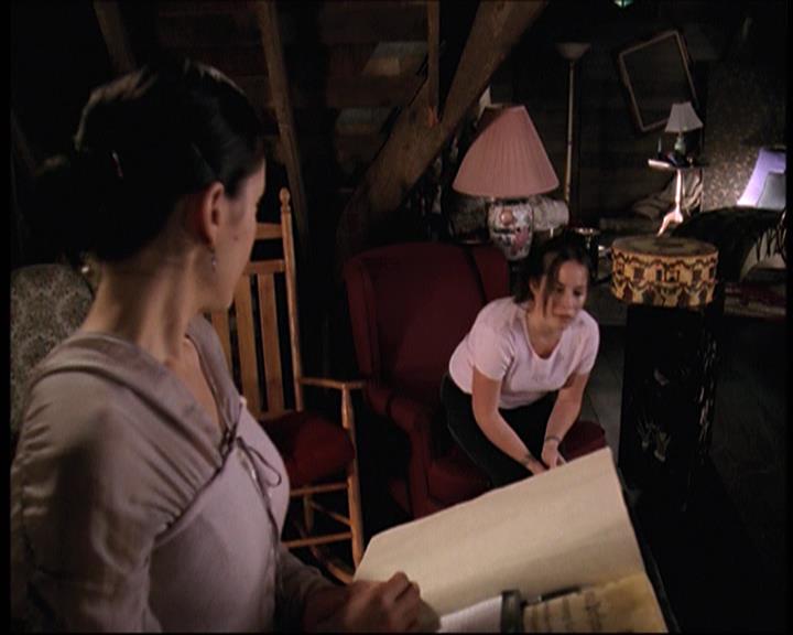 Charmed-Online-dot-net_708CharmedNoir0689.jpg