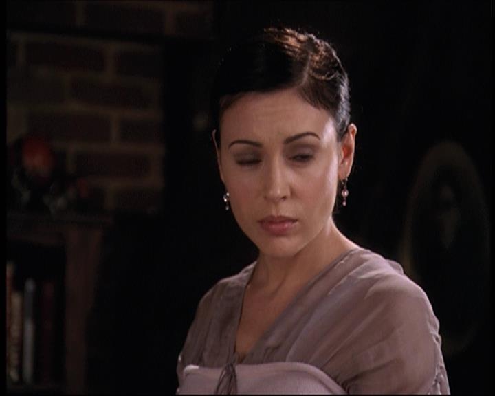 Charmed-Online-dot-net_708CharmedNoir0721.jpg