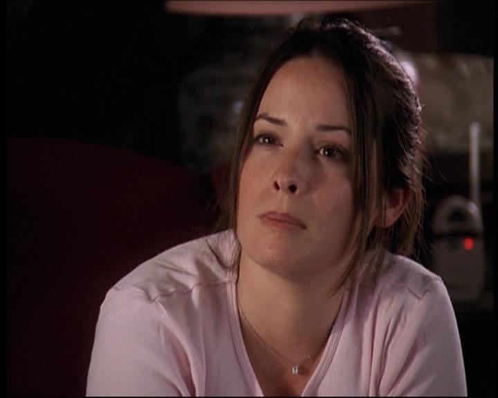 Charmed-Online-dot-net_708CharmedNoir0725.jpg