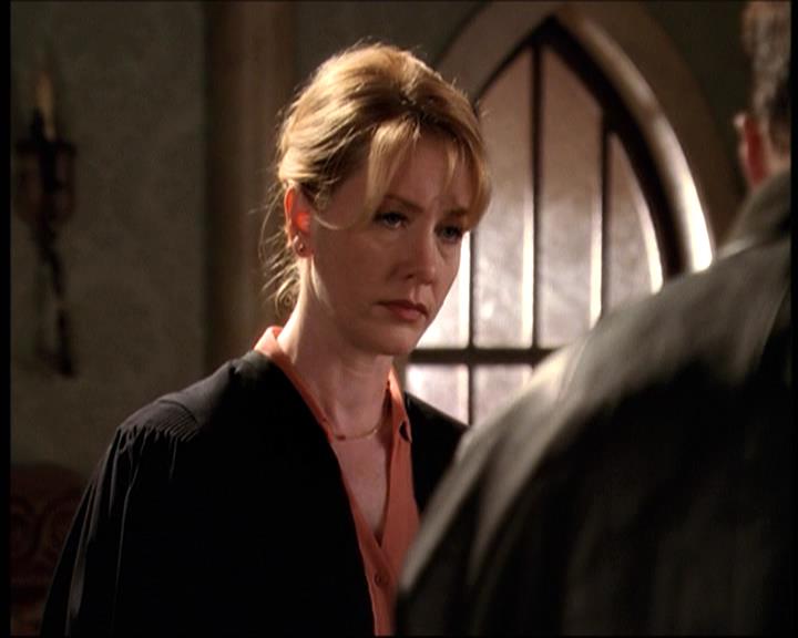 Charmed-Online-dot-net_708CharmedNoir0772.jpg